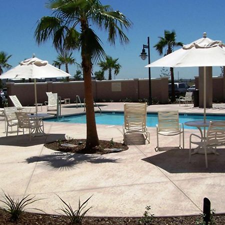 Hampton Inn & Suites Sacramento-Airport-Natomas Exterior photo