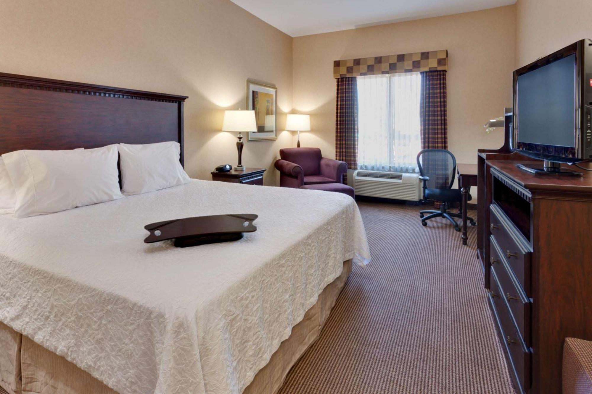 Hampton Inn & Suites Sacramento-Airport-Natomas Exterior photo